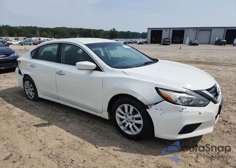 2017 Nissan Altima 2.5 из США, поврежденный, VIN 1N4AL3AP2HN341574